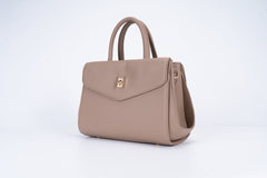 Set consisting of a medium-sized women's handbag with an extremely attractive and elegant design and a large Brown wallet