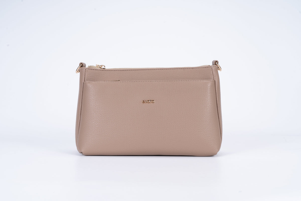 A shoulder bag for women that exudes an abundance of charm- beige